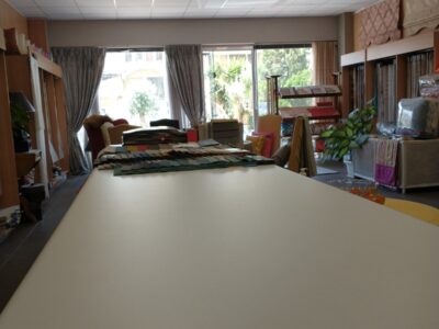 ΠΩΛΕΙΤΑΙ ΕΠΙΧΕΙΡΗΣΗ λευκών ειδών με έδρα τη Γλυφάδα Αττικής