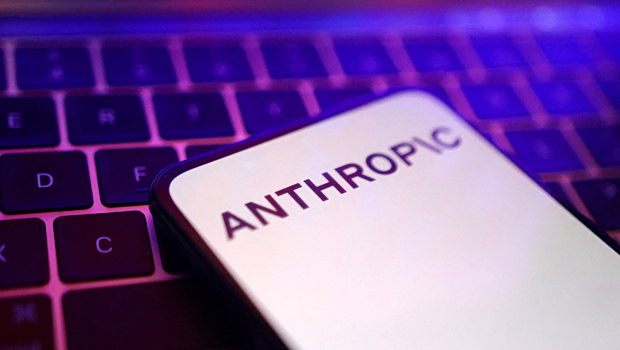 Anthropic admits her new model is dangerous - freezes launch