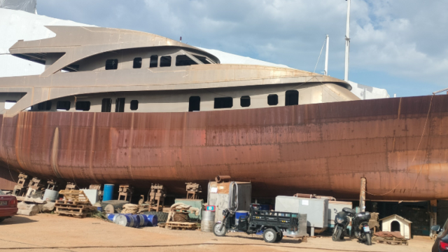 The «Chimera» goes back to auction