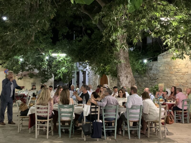GREEK RESTAURANT FOR SALE - LASTH LAW, CRETE
