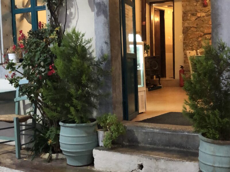 GREEK RESTAURANT FOR SALE - LASTH LAW, CRETE