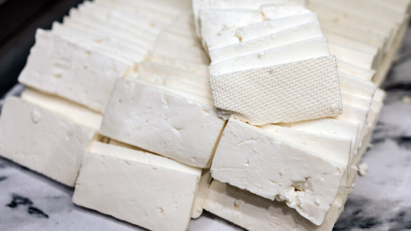 Lot of known feta name withdrawn – Bacterium detected «Listeria»