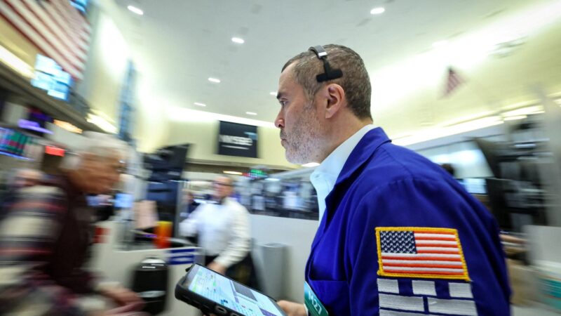 Goldman Sachs: Οι δύο δυνάμεις που θα «φουντώσουν» την αστάθεια στις μετοχές για μεγάλο χρονικό διάστημα