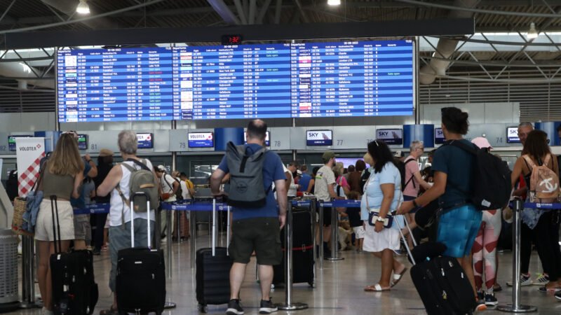 «Ελ. Βενιζέλος»: Από τη Βουλγαρία οι έλεγχοι στα συστήματα προσέγγισης - Καθηλωμένο χωρίς ανταλλακτικά το αεροσκάφος της ΥΠΑ, καθυστερήσεις στις πτήσεις