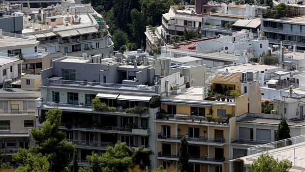 ΕΝΦΙΑ: Τι αλλάζει (και πότε) στον υπολογισμό του φόρου ακινήτων
