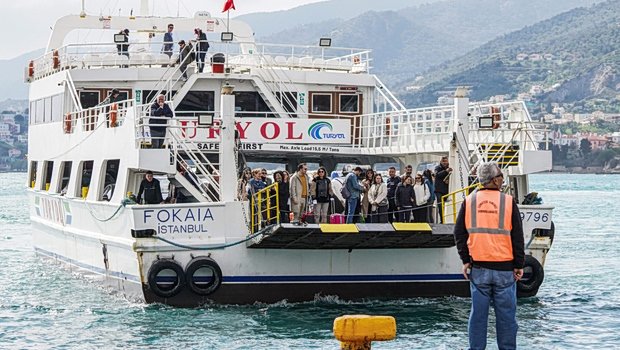 How Turkish tourists change the Eastern Aegean