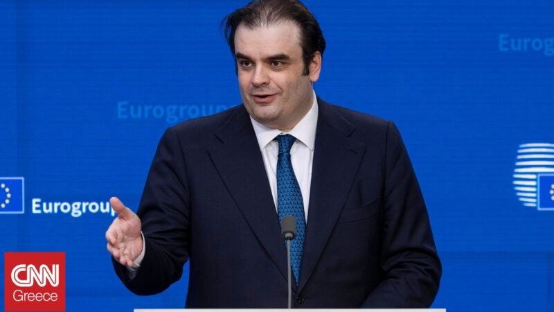 Politico: Η πρόταση Πιερρακάκη για να «γεμίσουν» τα ταμεία της ΕΕ με «...πολιτική αλά Ντράγκι»