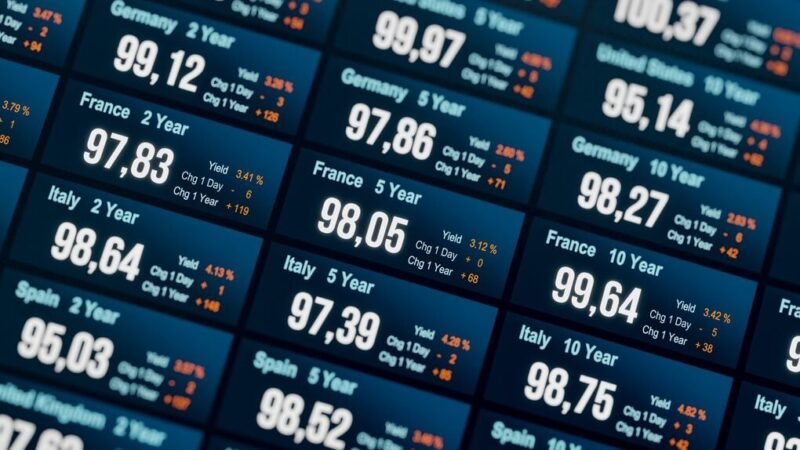 The «horror story» narrating bonds