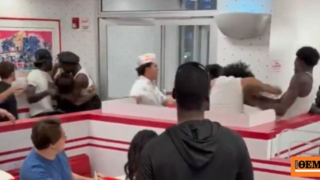 Άγριο ξύλο σε εστιατόριο fast food στην Αριζόνα, πελάτες τρέχουν πανικόβλητοι να σωθούν, δείτε βίντεο