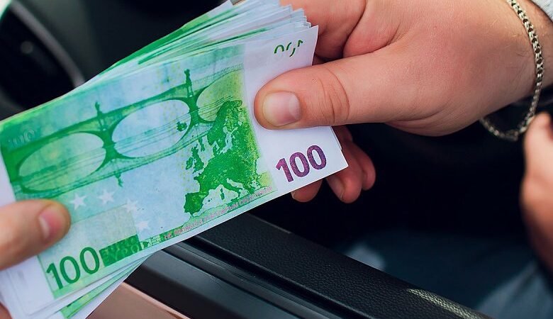Καταβλήθηκαν από ΑΑΔΕ de minimis 22 εκ. ευρώ σε 4.882 δικαιούχους, τι αφορούν οι πληρωμές