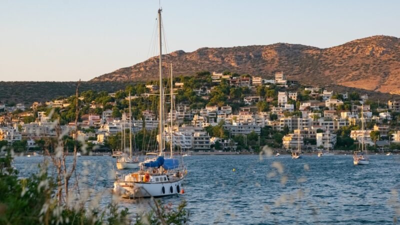 Airbnb το καλοκαίρι: Οι παγίδες για τους ιδιοκτήτες πίσω από το εύκολο εισόδημα – Νομικός οδηγός