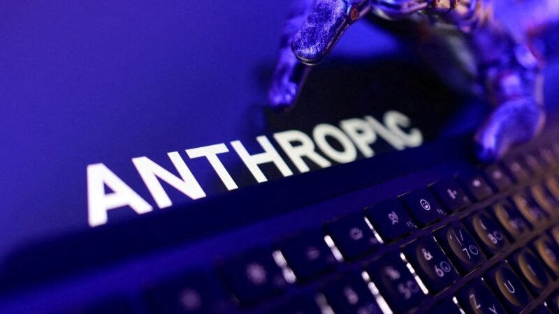 Η μουσική βιομηχανία μηνύει τον «γίγαντα» της τεχνητής νοημοσύνης για «κατάφωρη κλοπή» πνευματικής ιδιοκτησίας