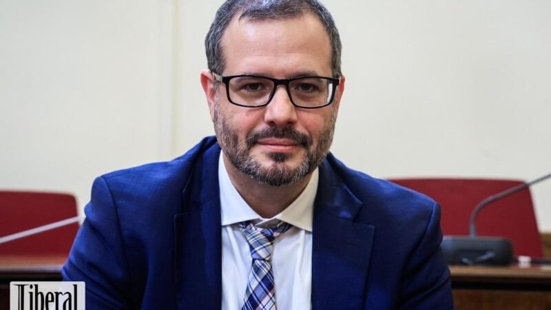 Απάντηση Νίκου Τσάφου για τις μπαταρίες στην Πτολεμαΐδα