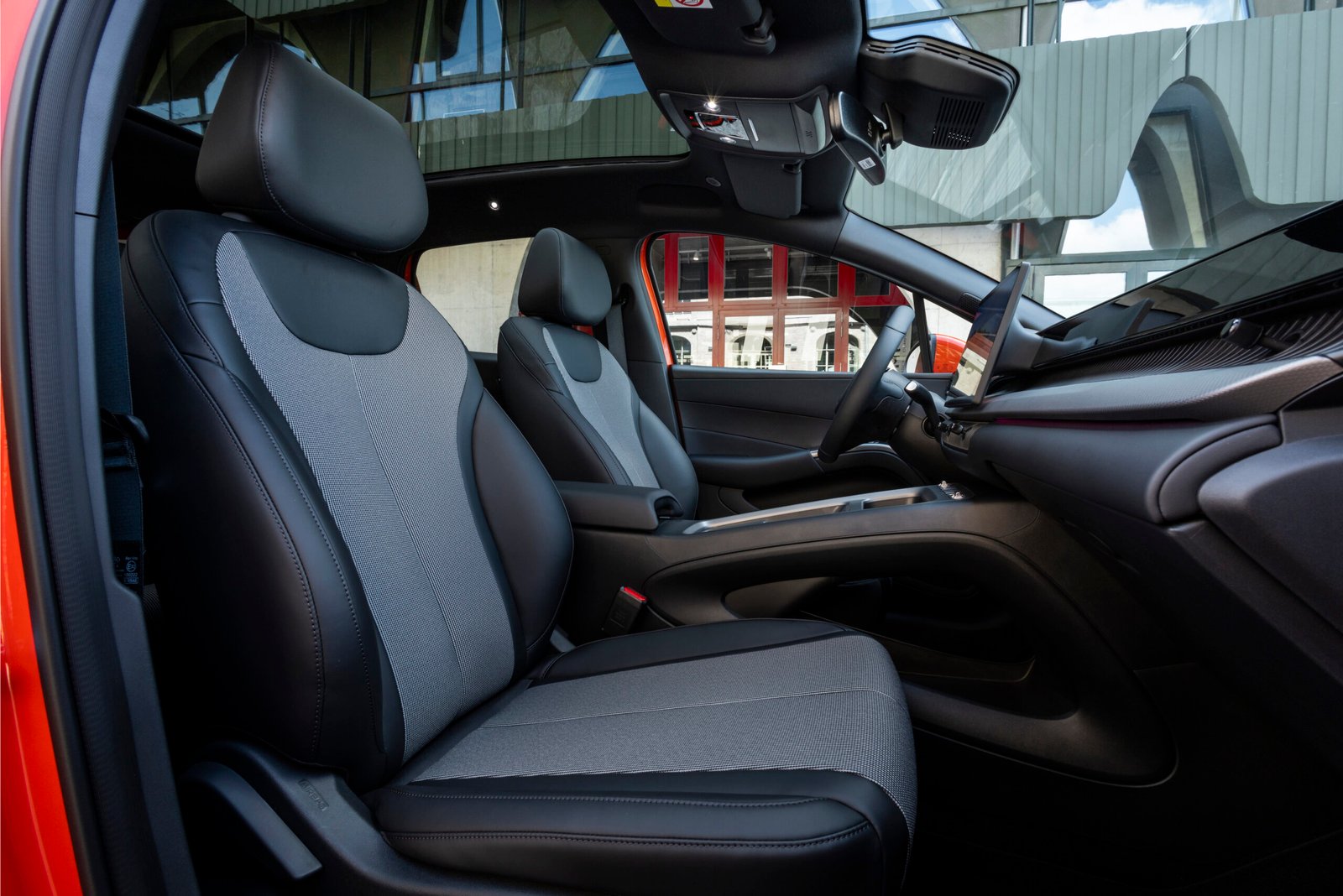 byd-dolphin-g
