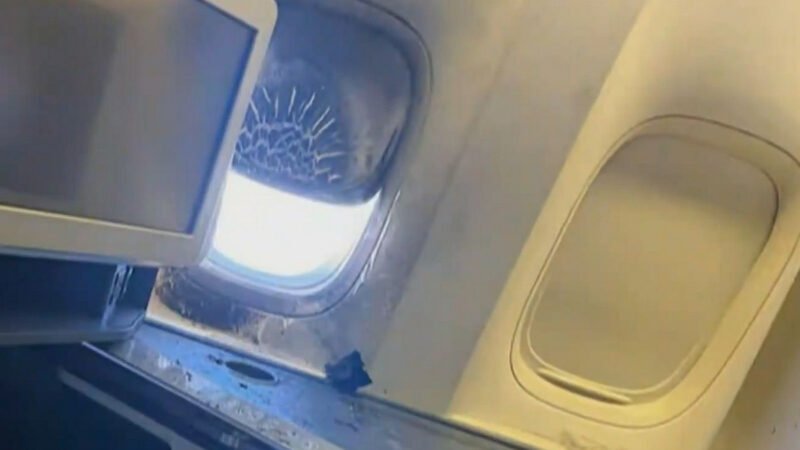 Τρόμος σε πτήση της KLM: Powerbank πήρε φωτιά πάνω από τον Ατλαντικό – Αναγκαστική επιστροφή στο Άμστερνταμ