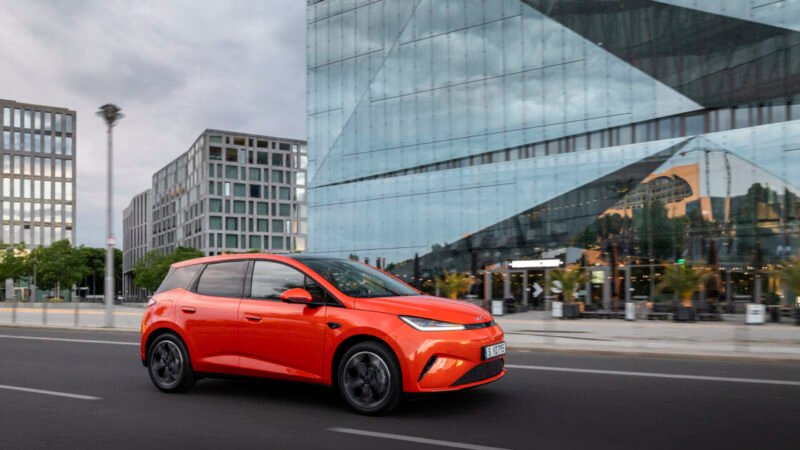 Ήρθε και το plug-in hybrid BYD Dolphin G με τιμές από 22.900 ευρώ