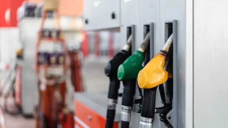 Καύσιμα: Τι δείχνουν τα μειωμένα έσοδα από ΕΦΚ στο 8μηνο