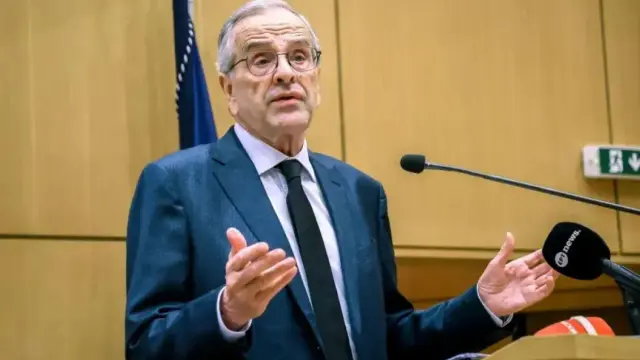 "Πανηγυρίζει" ο Σαμαράς για το "κόψιμο" Πατέλη