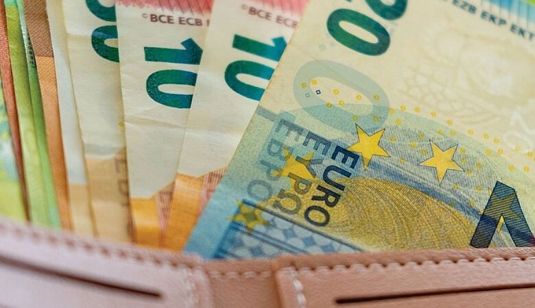 Με 50 εκ. ευρώ οι αποζημιώσεις των παραγωγών που επλήγησαν από τον παγετό του 2025, ποιες οι καλλιέργειες και οι επιλέξιμες περιοχές