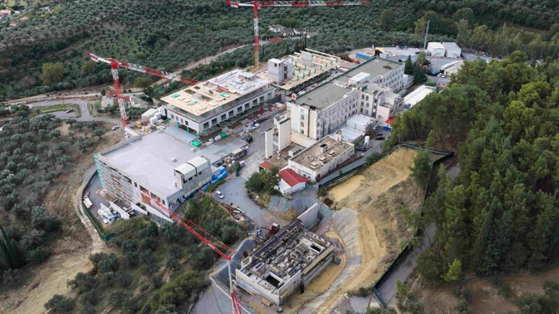 Σε πλήρη εξέλιξη η κατασκευή των τριών νοσοκομείων ΙΣΝ, με ορίζοντα ολοκλήρωσης το 2027