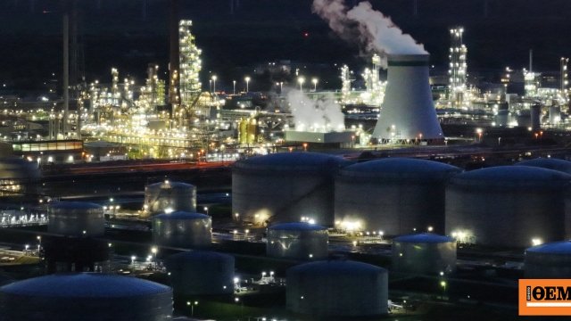 Η Ρωσία ρίχνει 3,5 εκατομμύρια τόνους ντίζελ το μήνα μετά τη συμφωνία με τις ΗΠΑ, ωστόσο οι τιμές δεν φαίνεται να πέφτουν
