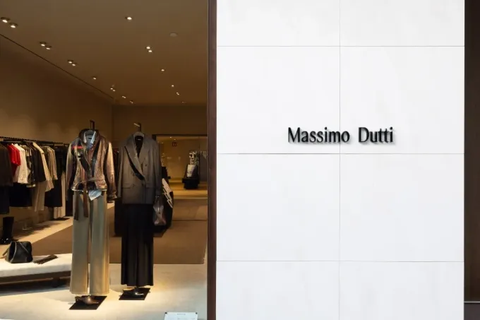 Massimo duti window